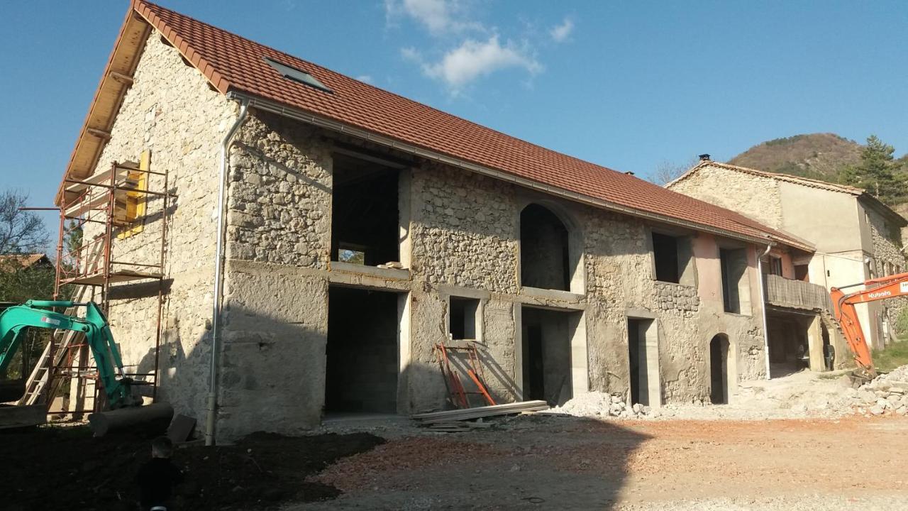 Saint-Auban-d'Oze Le Petit Begou Bed & Breakfast エクステリア 写真