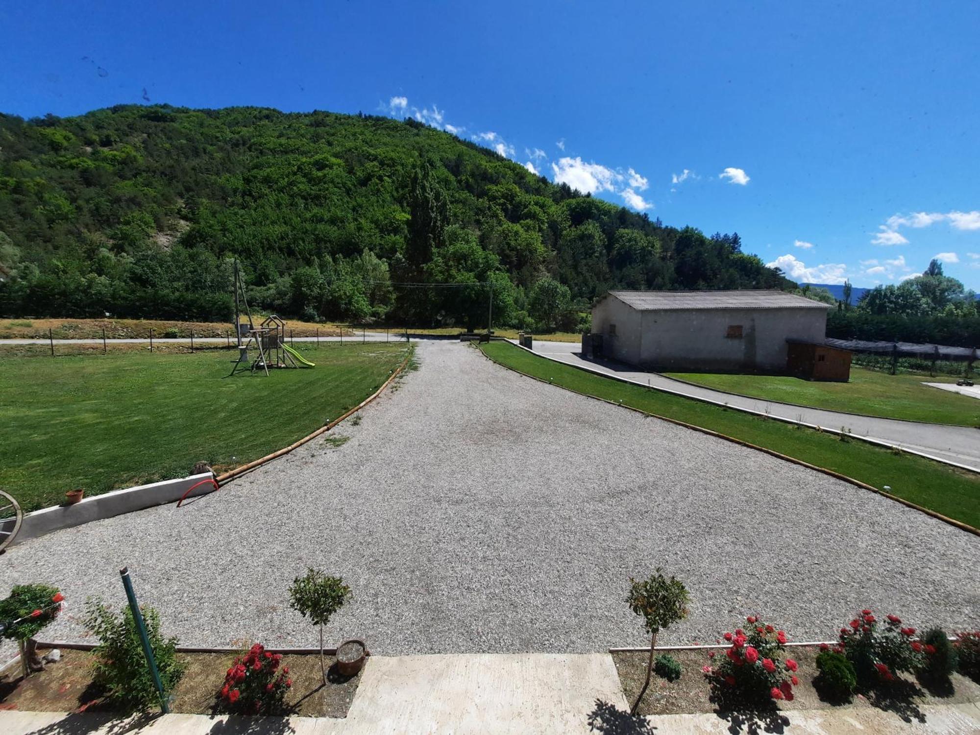 Saint-Auban-d'Oze Le Petit Begou Bed & Breakfast エクステリア 写真